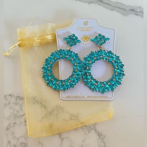 NWT - Eye Candy LA Teal Statement Earrings